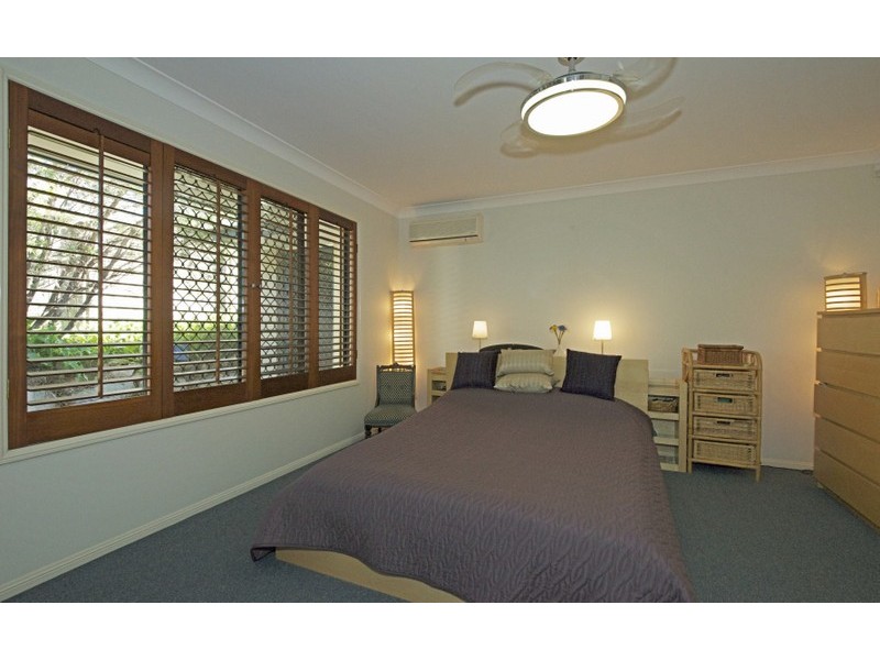 18 TrafalgarVale Avenue, Wellington Point QLD 4160