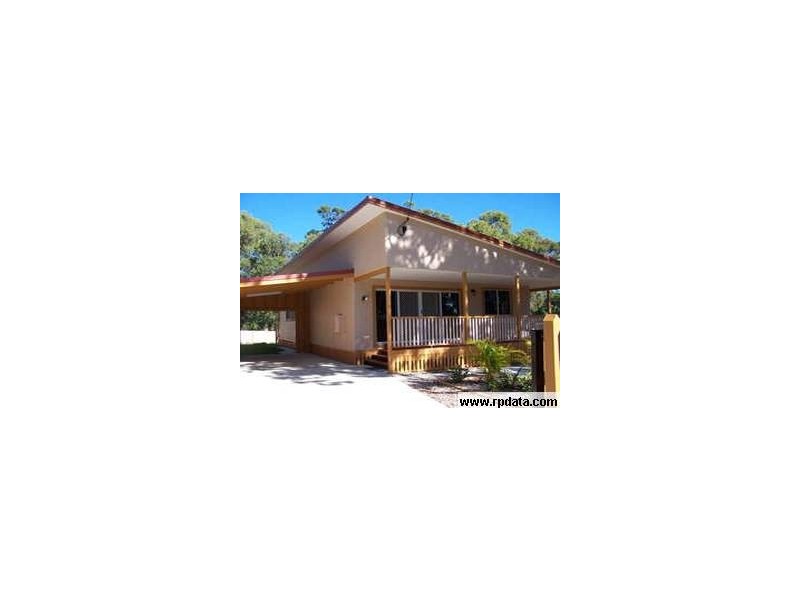 10 Dalpura St, Macleay Island QLD 4184