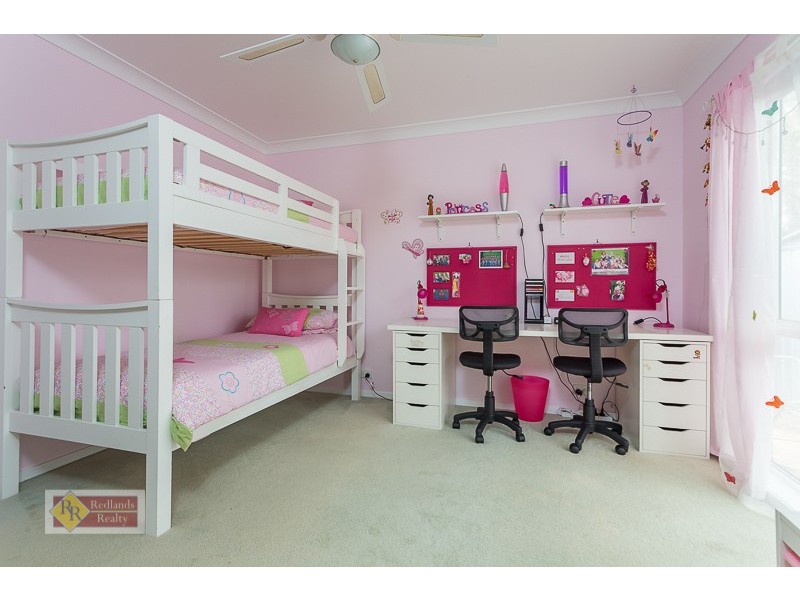 17 Finnegan Court, Birkdale QLD 4159