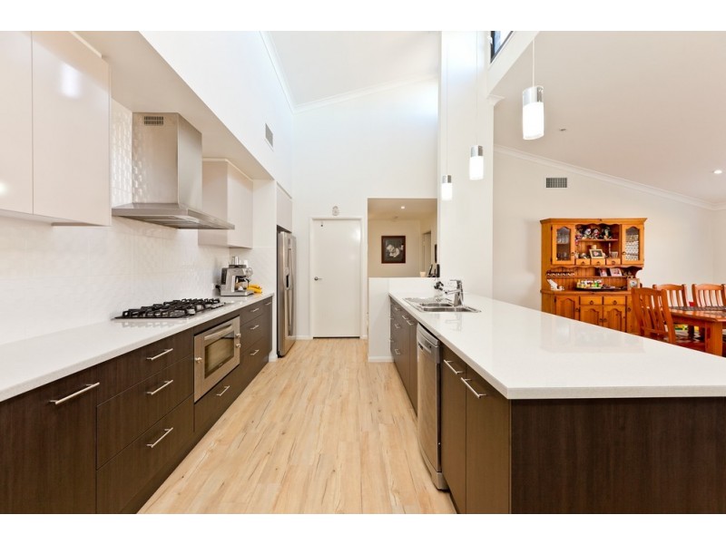 18 Beutel Place, Thornlands QLD 4164