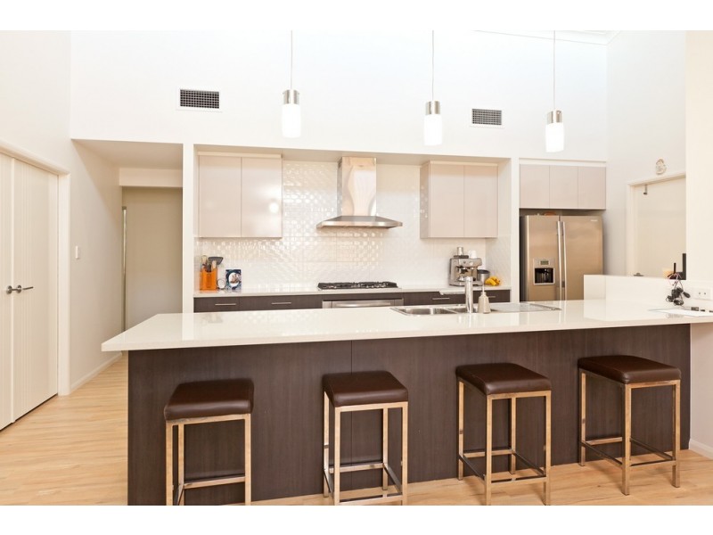 18 Beutel Place, Thornlands QLD 4164