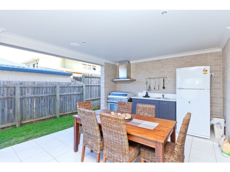 18 Beutel Place, Thornlands QLD 4164