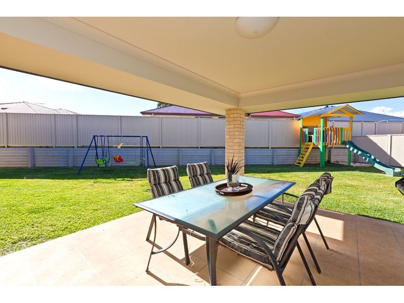 48 Barramul Place, Thornlands QLD 4164