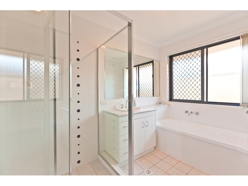 48 Barramul Place, Thornlands QLD 4164