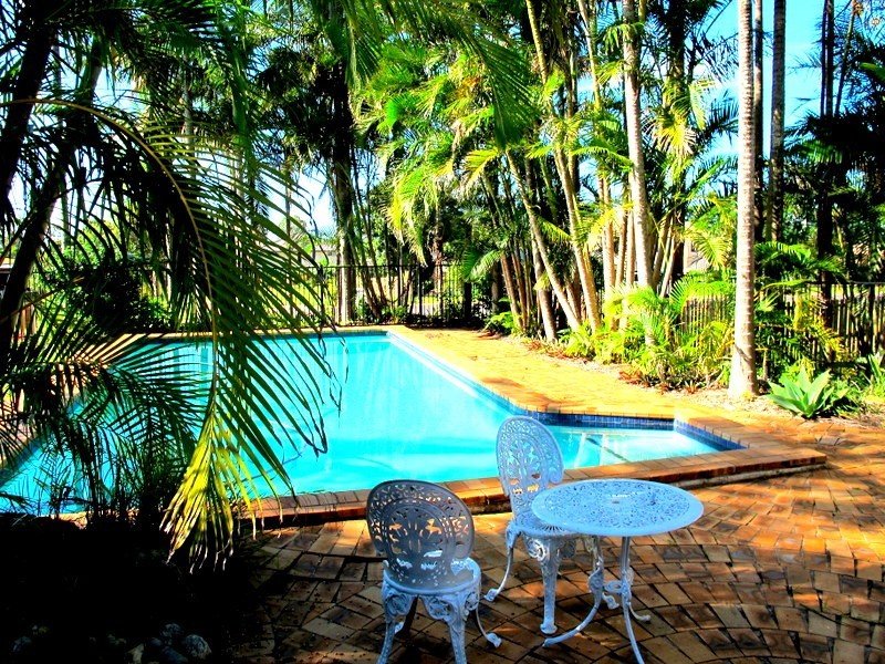 6 Sammys Place, Birkdale QLD 4159