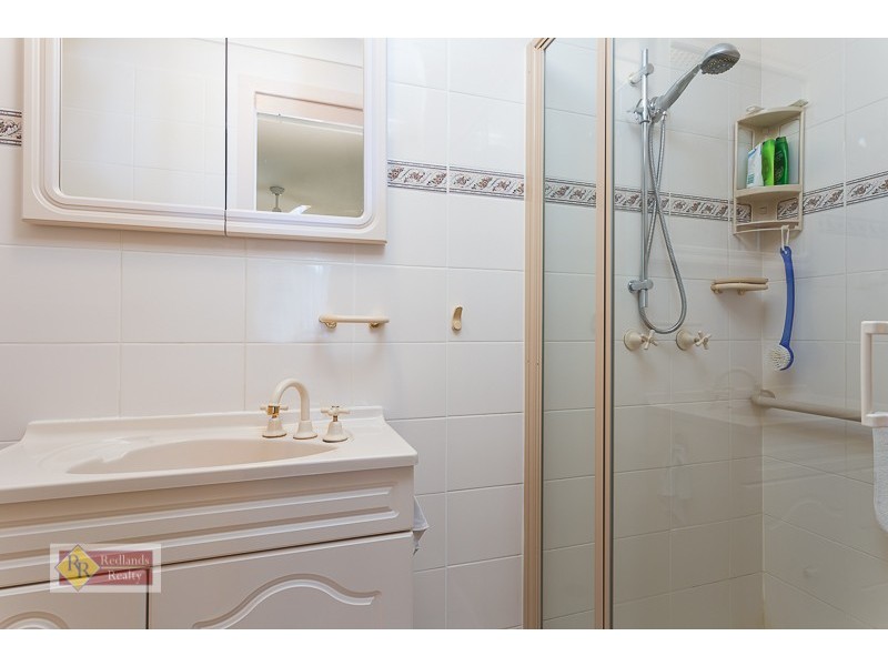 8 Pin Oak  Crescent, Victoria Point QLD 4165