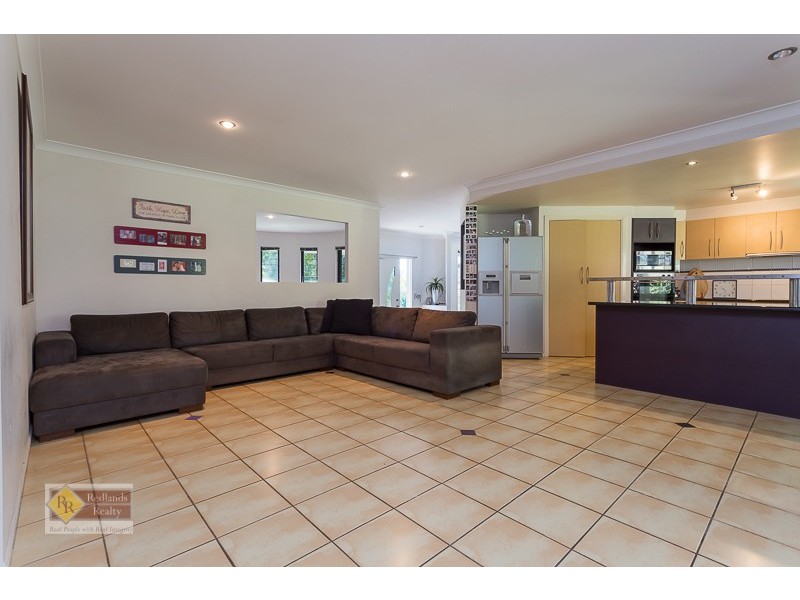3 Bush Cherry Place, Thornlands QLD 4164