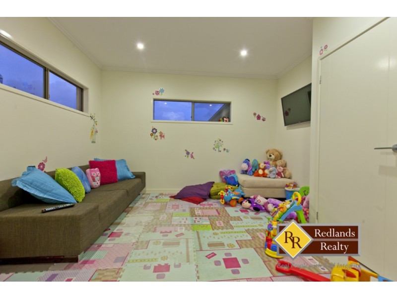 222 School Of Arts Road, Redland Bay QLD 4165