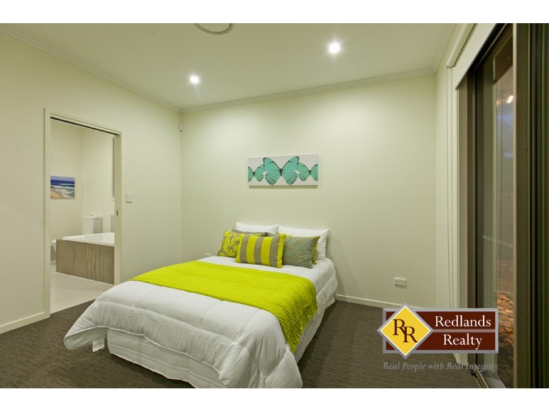 222 School Of Arts Road, Redland Bay QLD 4165