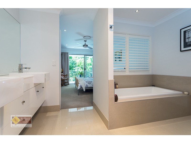 8/92-94 Sturgeon Street, Ormiston QLD 4160