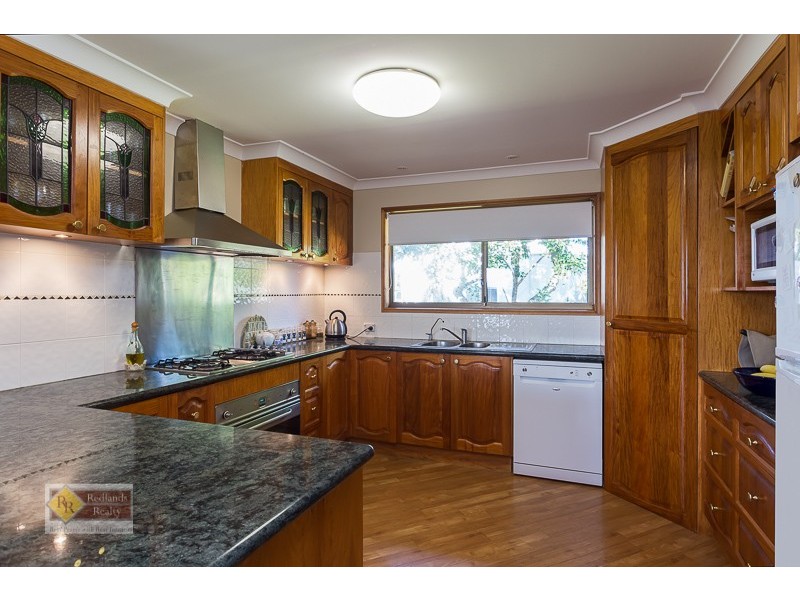 24 Wilson Esplanade, Redland Bay QLD 4165