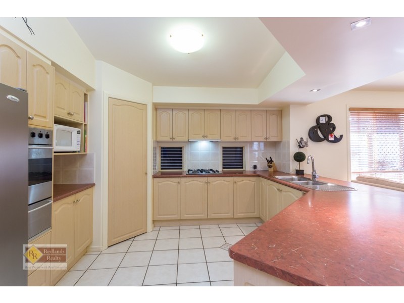 8 Marcel Place, Wellington Point QLD 4160