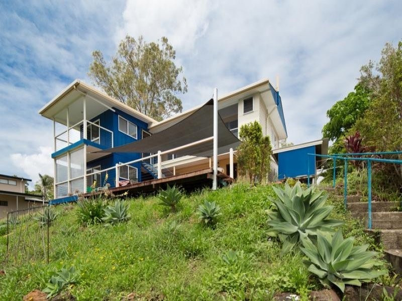 37 Jan Street, Macleay Island QLD 4184