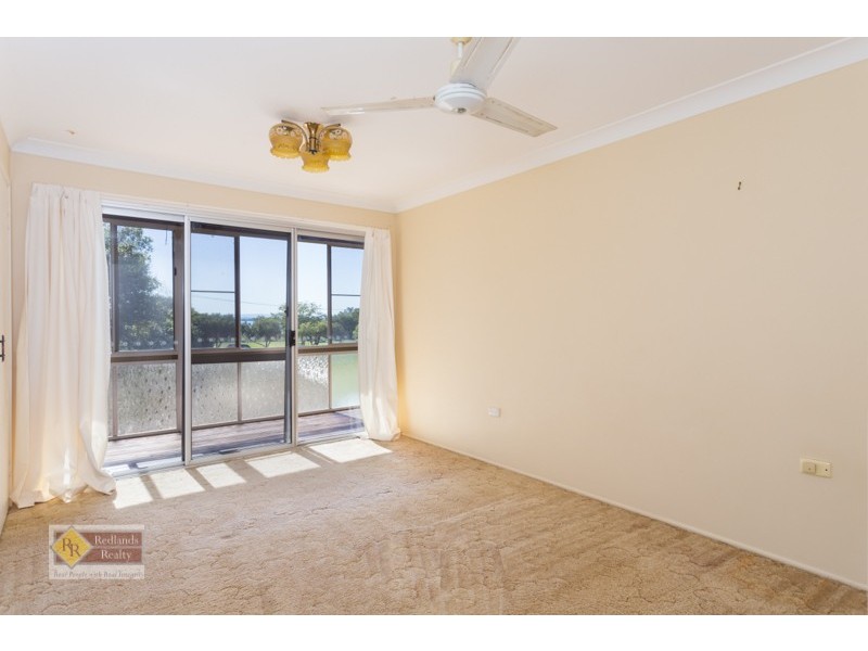 64 Hamilton Street, Redland Bay QLD 4165