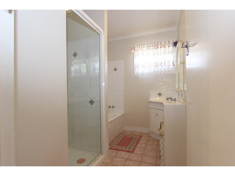 48 Makaha Drive, Birkdale QLD 4159