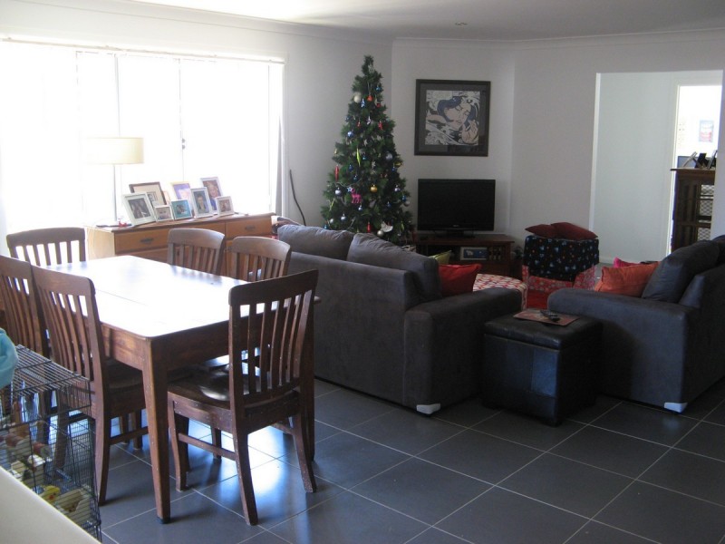 2/31 Riley Peter Place, Cleveland QLD 4163