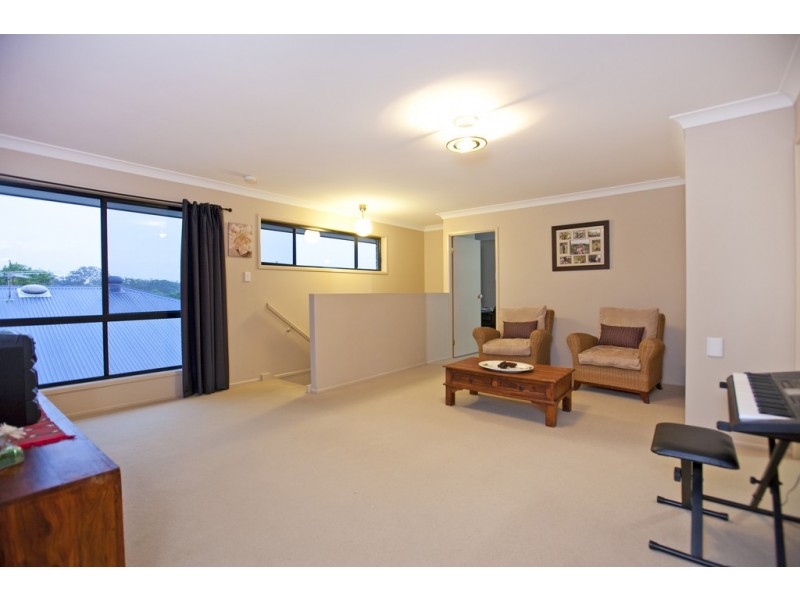 7 Horizon Place, Redland Bay QLD 4165