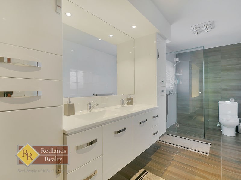 4 Tulloch Drive, Wellington Point QLD 4160