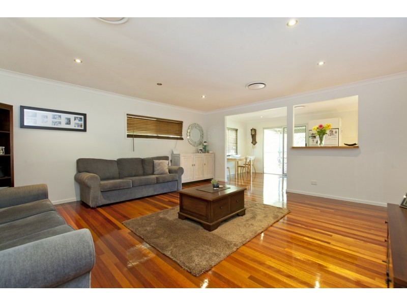 15 Kookaburra Street, Birkdale QLD 4159