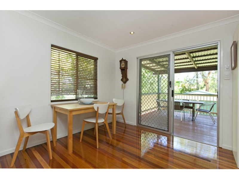 15 Kookaburra Street, Birkdale QLD 4159