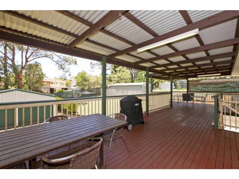 15 Kookaburra Street, Birkdale QLD 4159