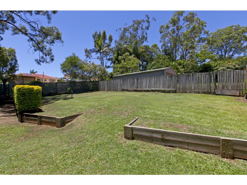 15 Kookaburra Street, Birkdale QLD 4159