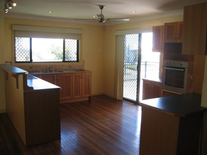 5 Bath Street, Birkdale QLD 4159