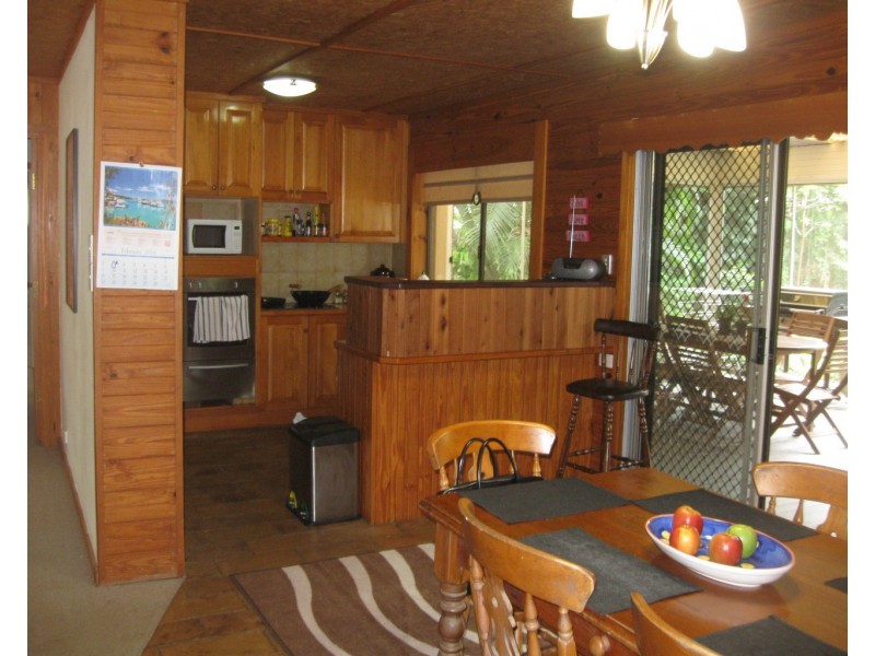 10 Carinya Street, Cleveland QLD 4163