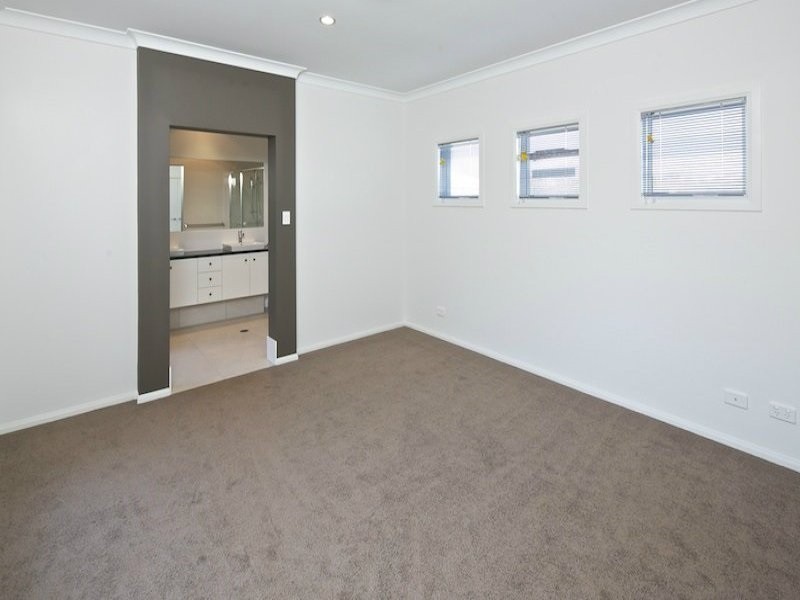 20 Marjoram Street, Thornlands QLD 4164