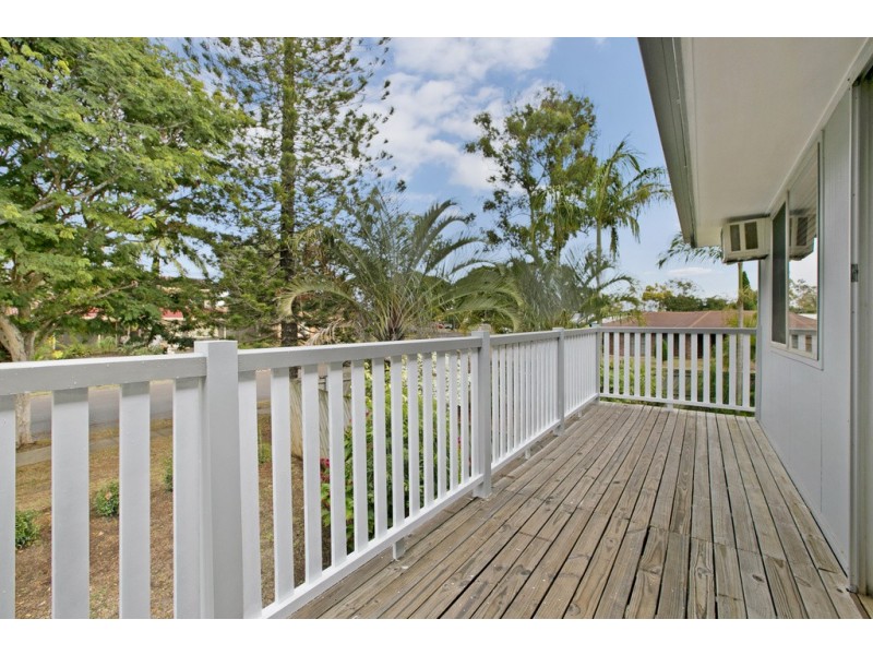31 Catamaran Street, Manly West QLD 4179