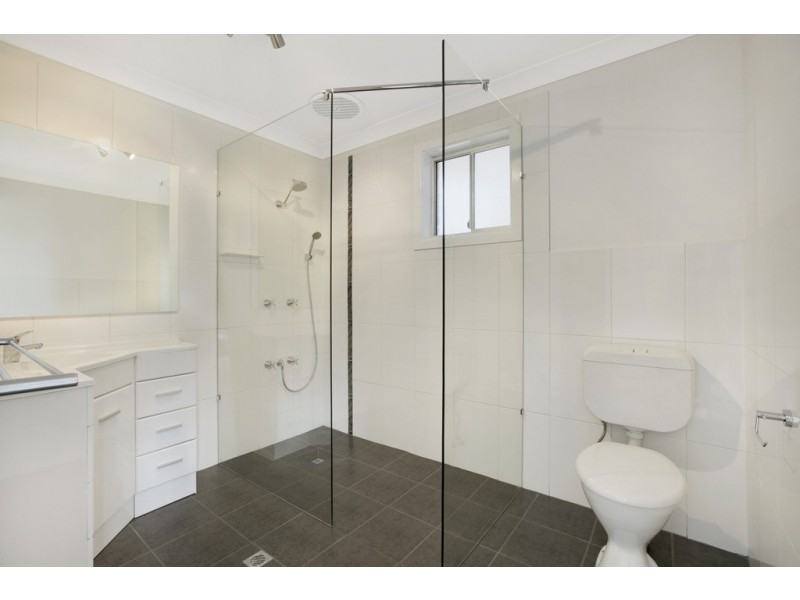 31 Catamaran Street, Manly West QLD 4179
