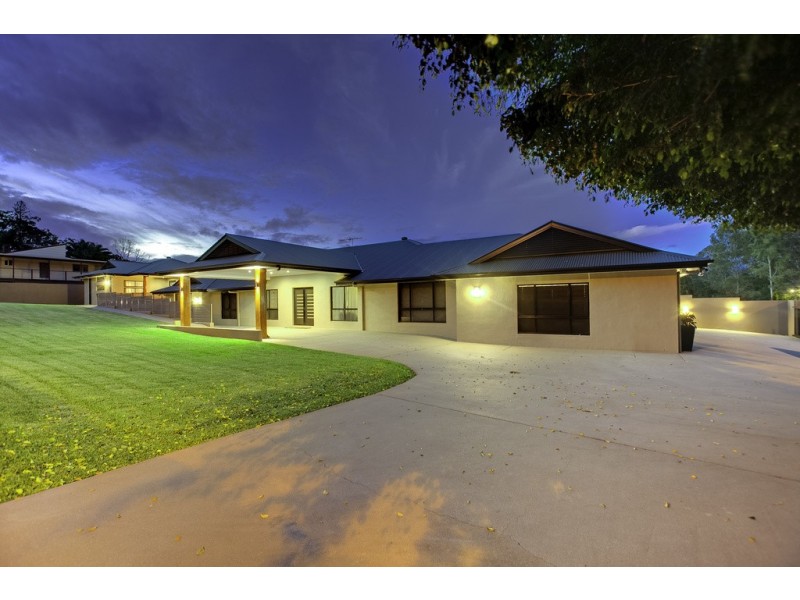 2 Trafalgar Vale Avenue, Wellington Point QLD 4160