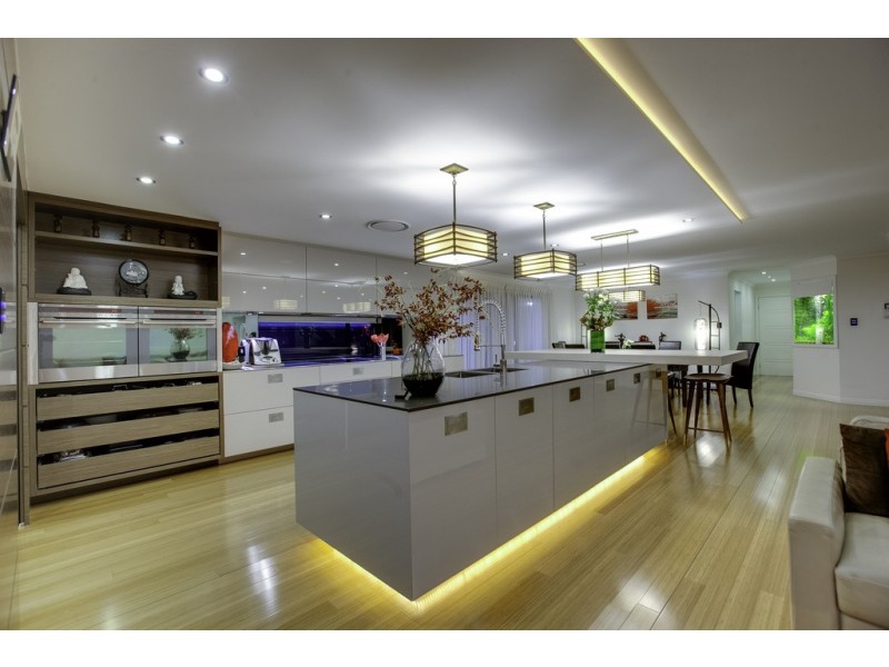 2 Trafalgar Vale Avenue, Wellington Point QLD 4160