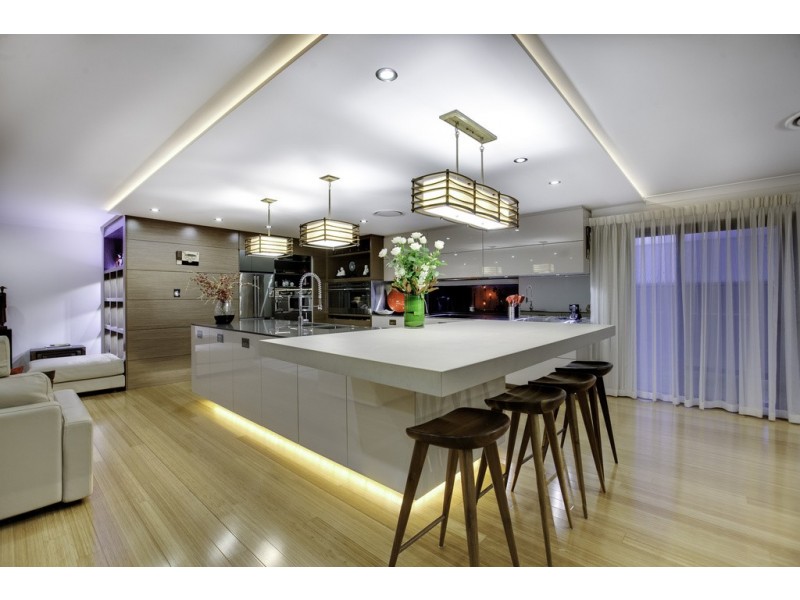 2 Trafalgar Vale Avenue, Wellington Point QLD 4160