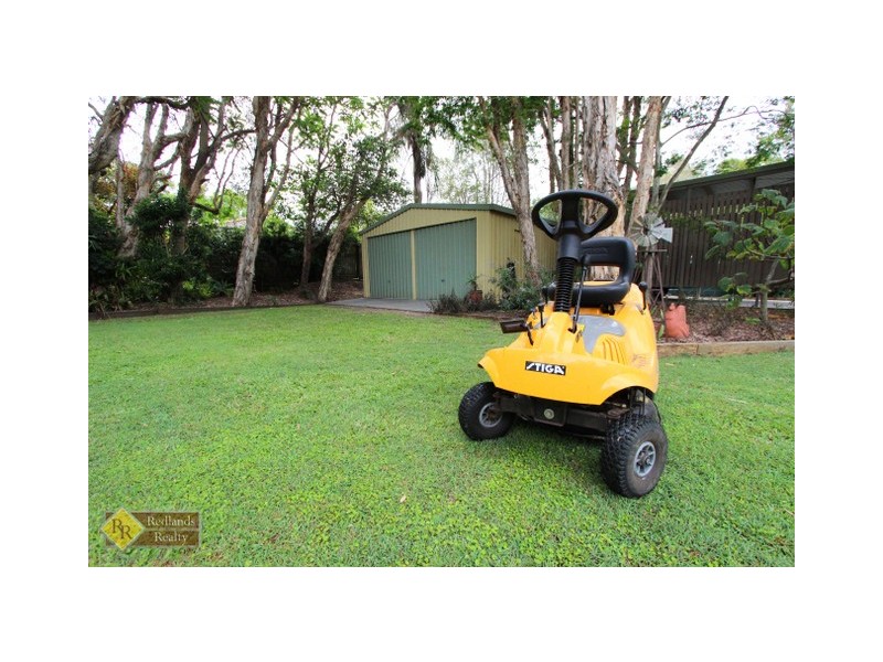 42 Valley Road, Wellington Point QLD 4160