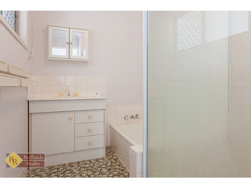 25 Myra Street, Birkdale QLD 4159