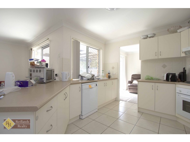 11 Ridgevale Street, Victoria Point QLD 4165