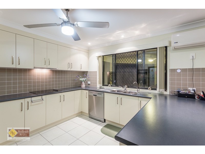 43 Emperor Drive, Redland Bay QLD 4165