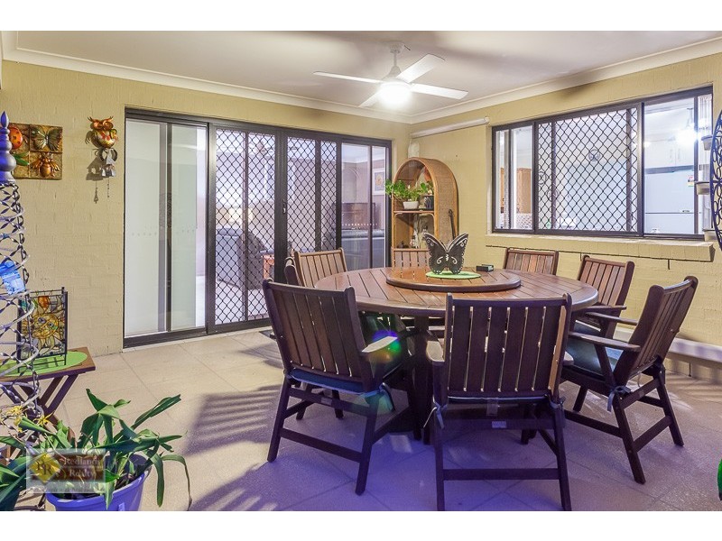 43 Emperor Drive, Redland Bay QLD 4165