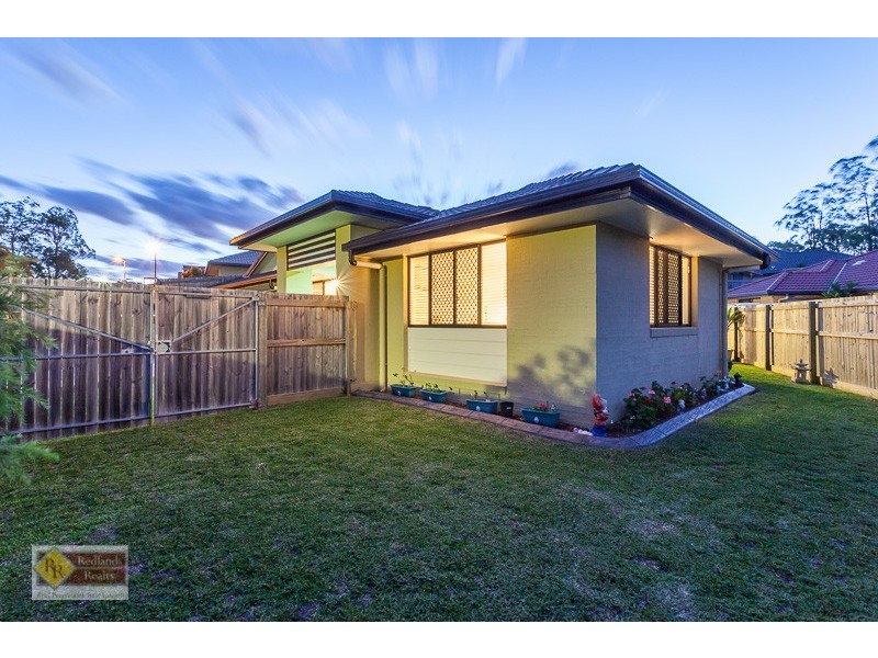 43 Emperor Drive, Redland Bay QLD 4165