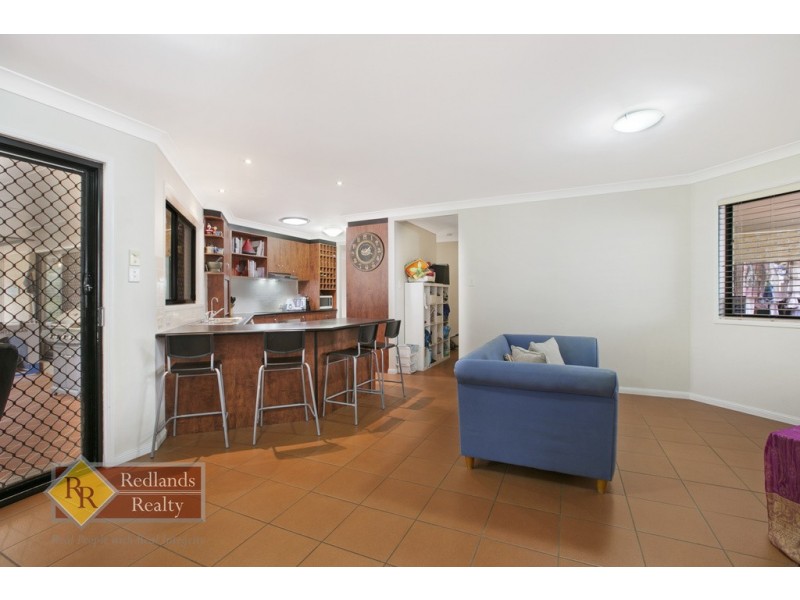 1 Roger Court, Redland Bay QLD 4165