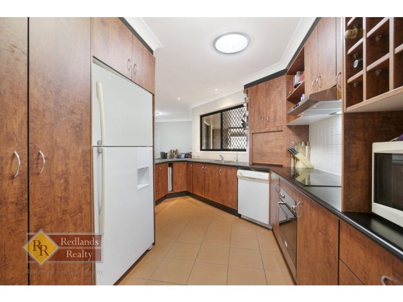 1 Roger Court, Redland Bay QLD 4165