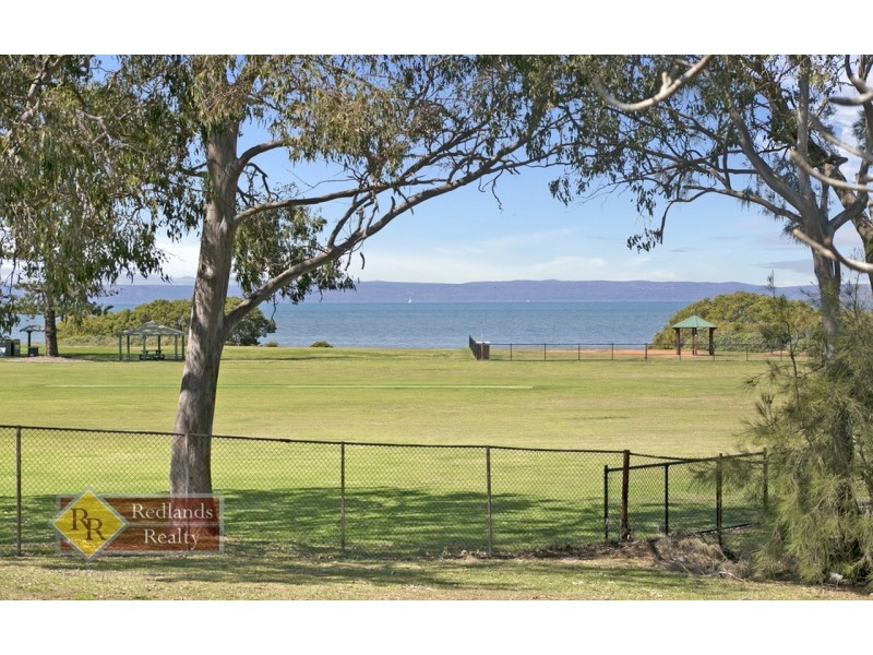 71 Shore Street East, Cleveland QLD 4163