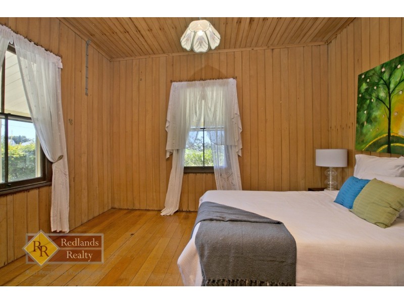 71 Shore Street East, Cleveland QLD 4163