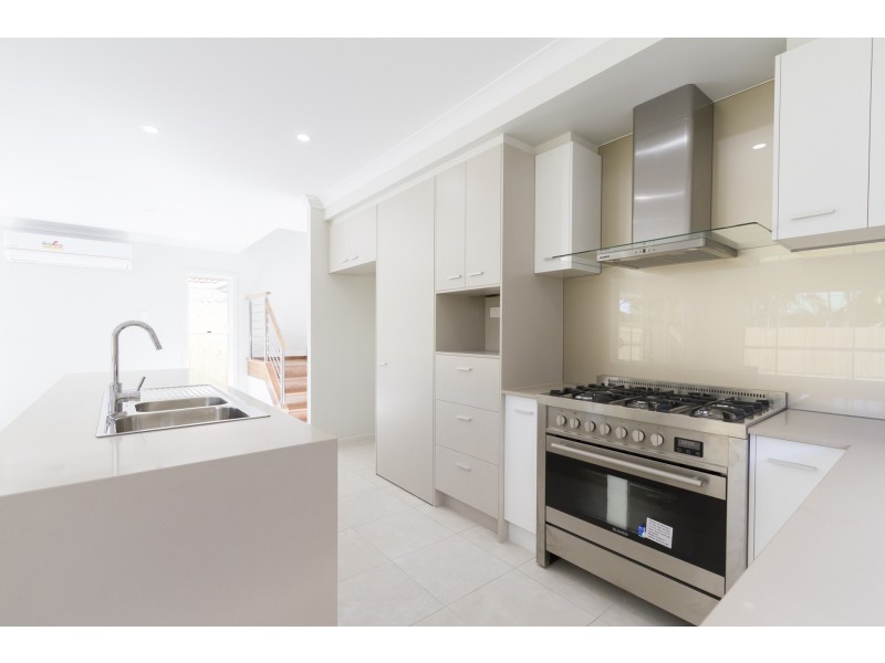 62a Gordon Street, Ormiston QLD 4160