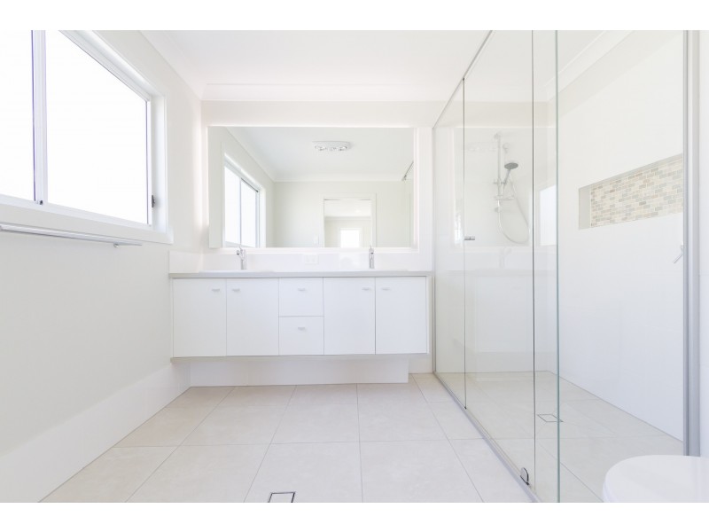 62a Gordon Street, Ormiston QLD 4160