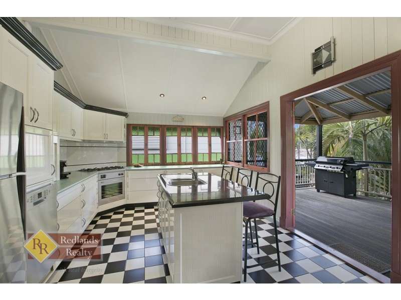 12 Eric Street, Thorneside QLD 4158