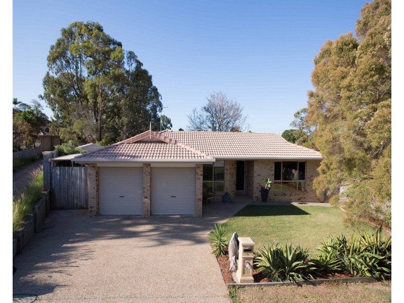 6 Peprose Place, Wellington Point QLD 4160