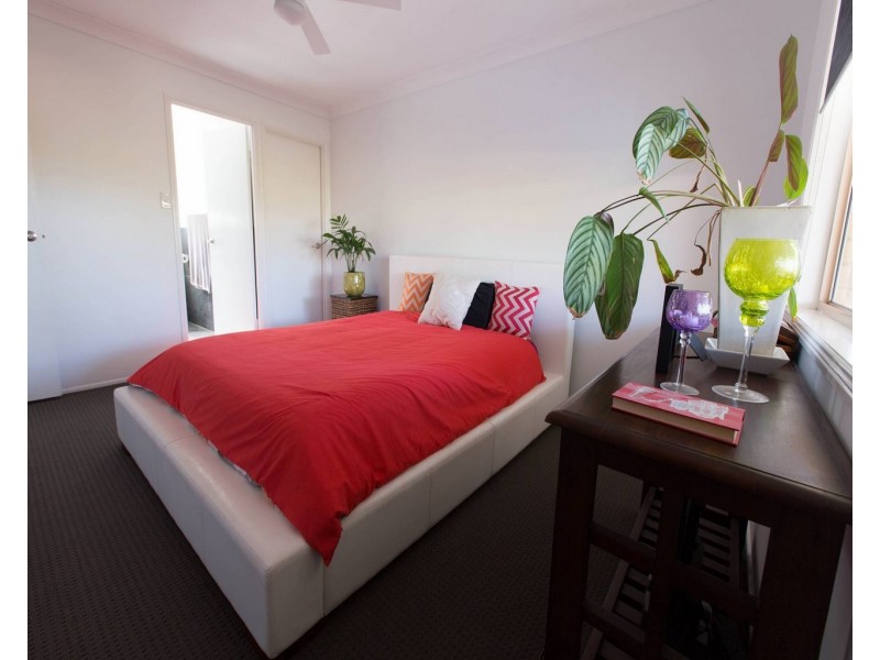 6 Peprose Place, Wellington Point QLD 4160