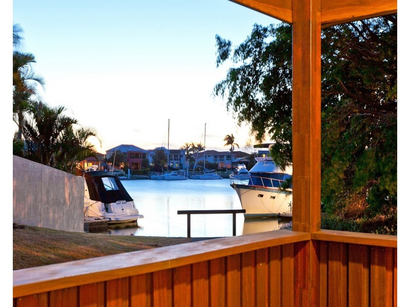 8 Paxton Street, Raby Bay QLD 4163